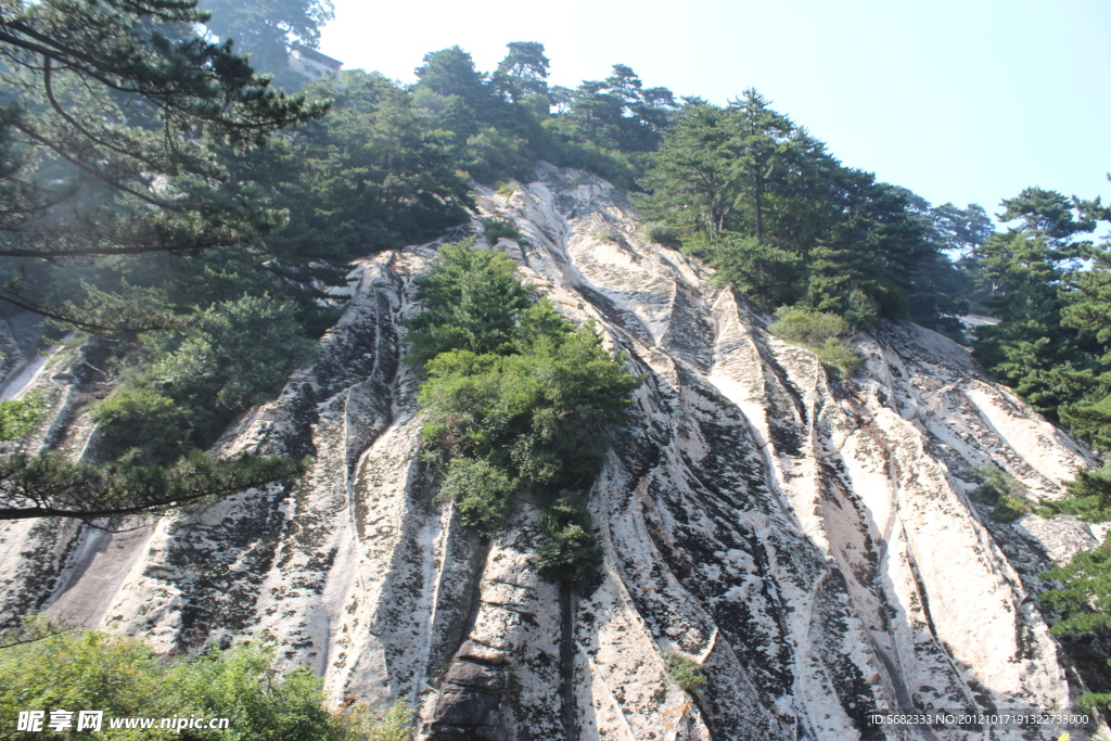 华山