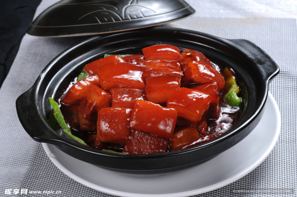 毛式红烧肉