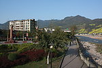 荥经若水公园河堤