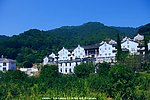 桥溪村民族村风景