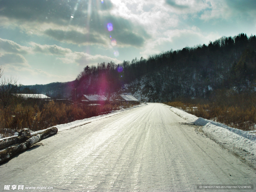 冬季冰雪路面