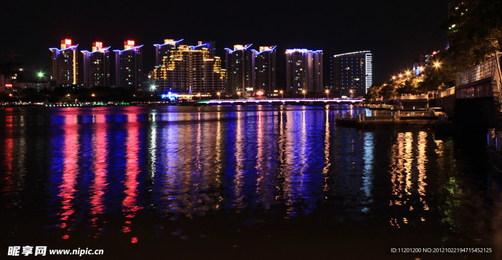 三亚河夜景