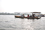 西湖泛舟