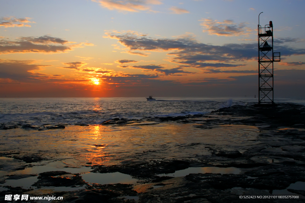 夕阳海景