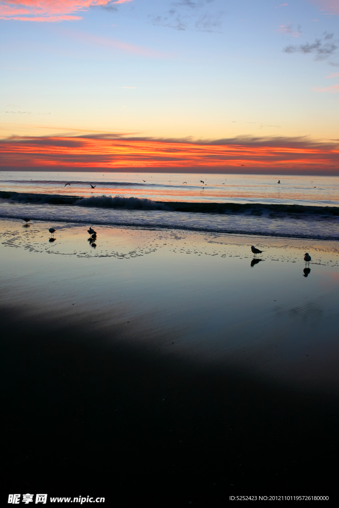 海滩夕阳