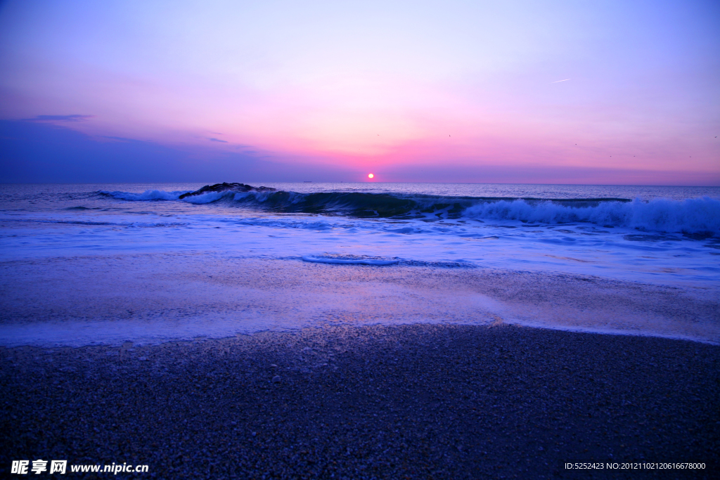 海滩夕阳景色