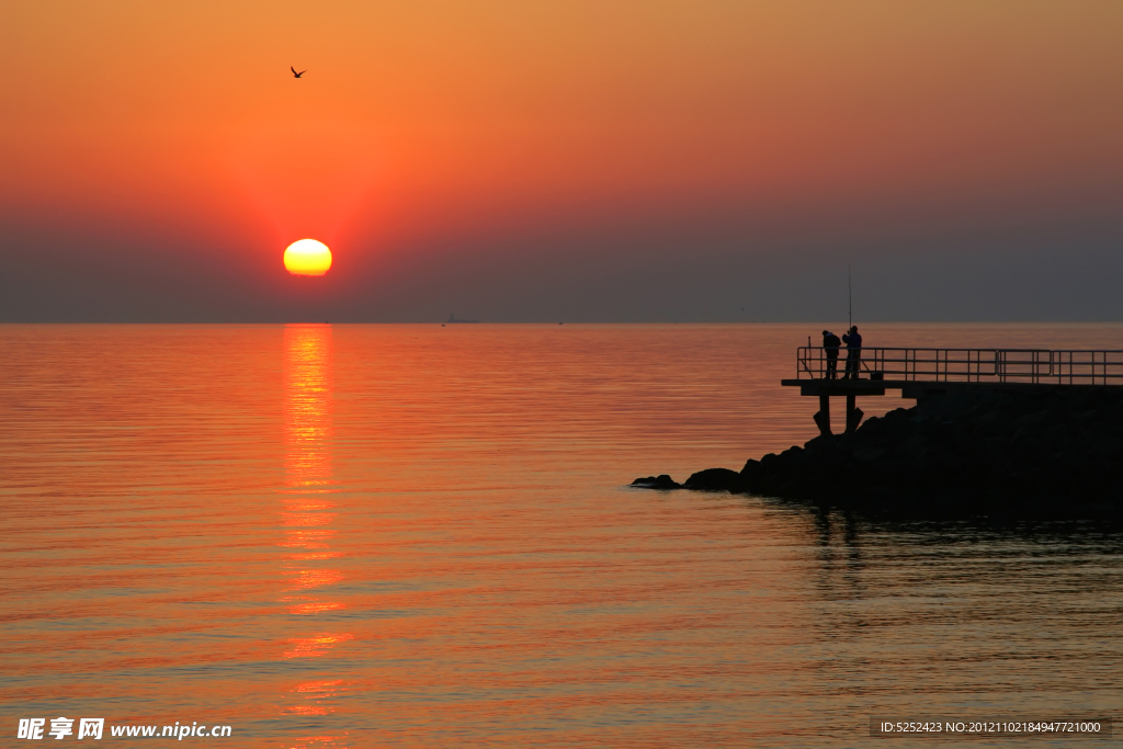 夕阳海景