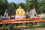 金黄佛像