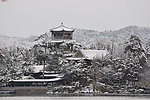 雪中金山亭
