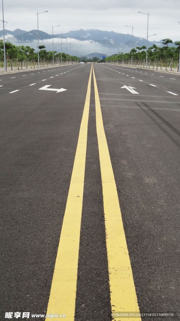 道路
