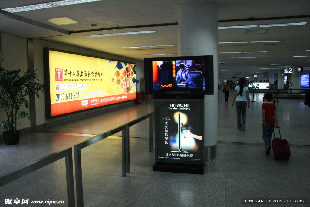 上海虹桥机场灯箱广告