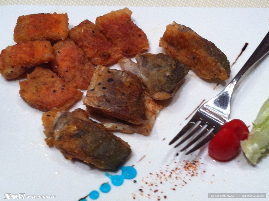 铁板三文鱼头骨