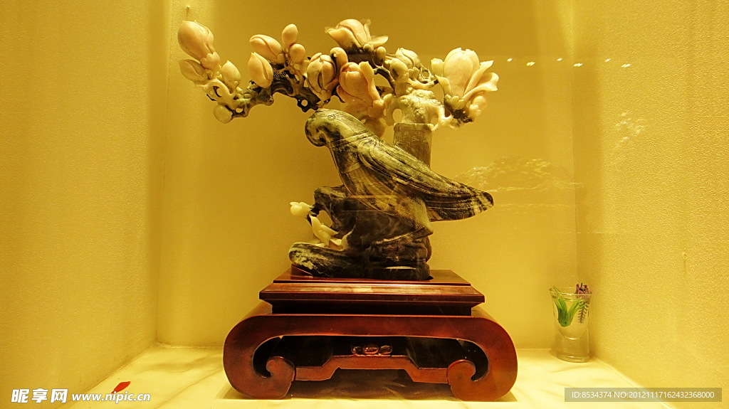 玉雕 玉兰