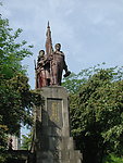 烈士雕像