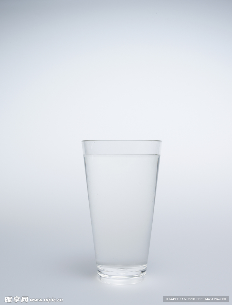 水杯 纯净水