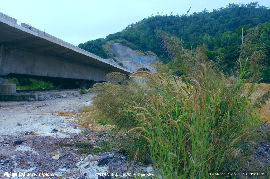 铁路建设 高架雄风