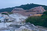 建筑工地 开山避地