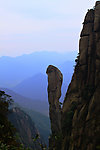 巨蟒出山