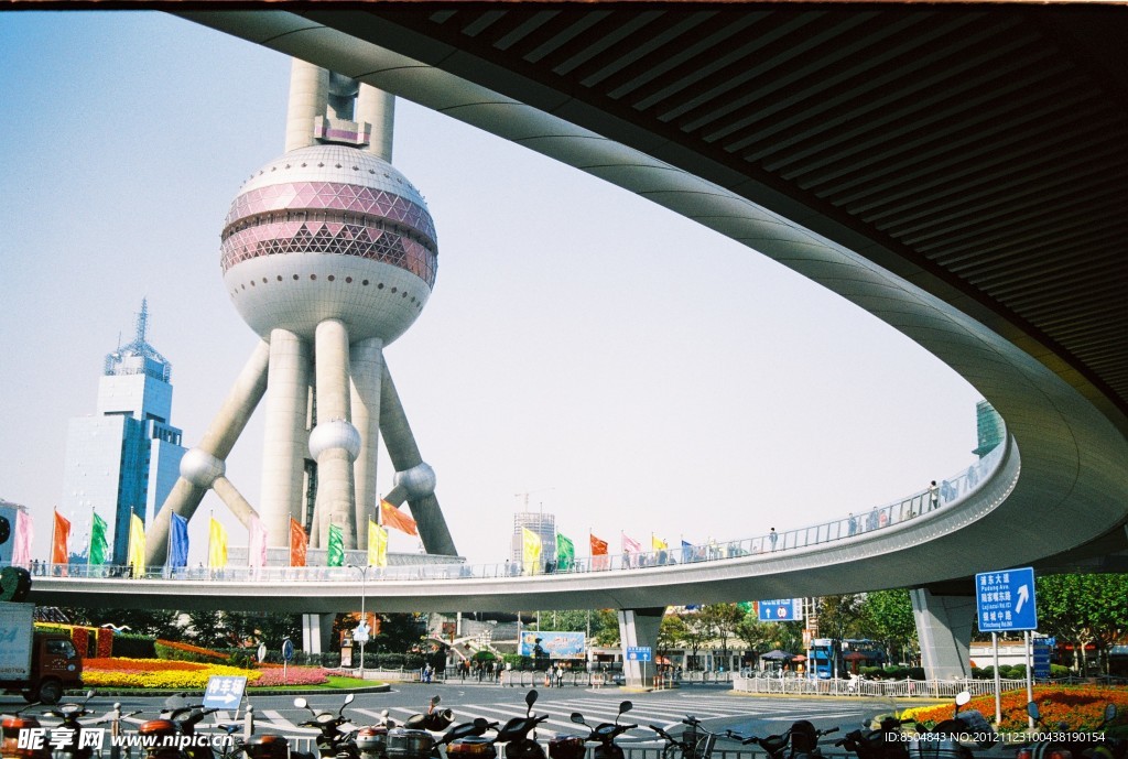 东方明珠