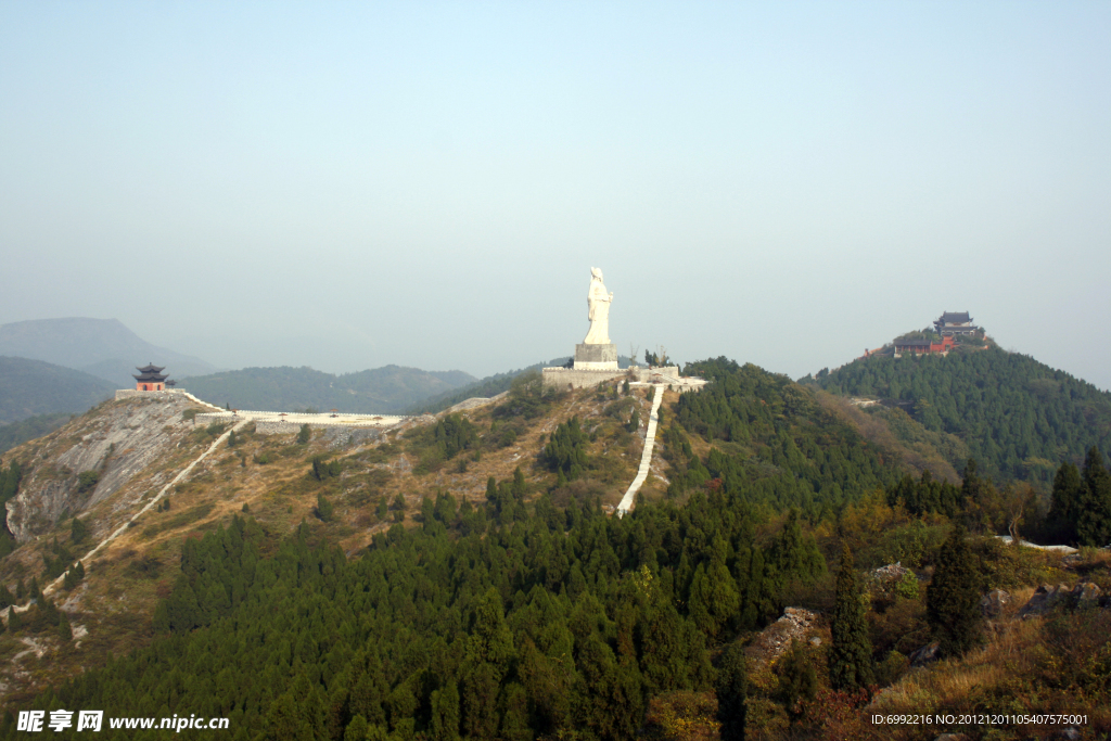 白兆山全景