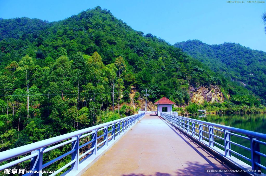 山水梅州 桥溪路途