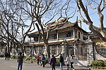 西湖岸边 古典楼阁