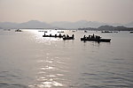 船行西湖