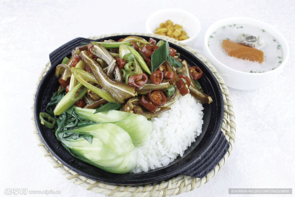 麻辣顺风煲仔饭