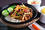 鱼香肉丝煲仔饭