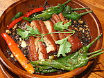瓦锅烧椒扣肉