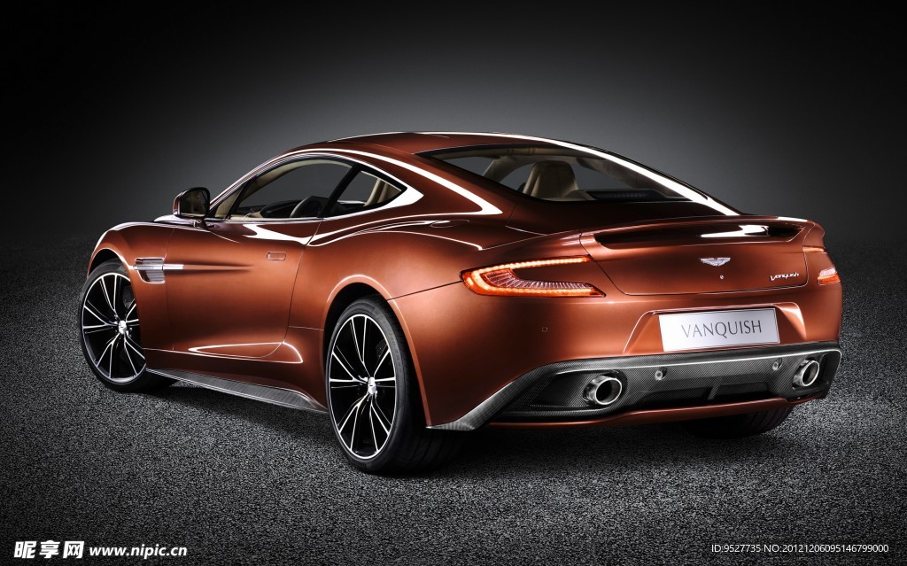 阿斯顿马丁Vanquish