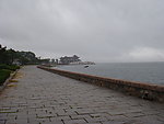 海边堤坝