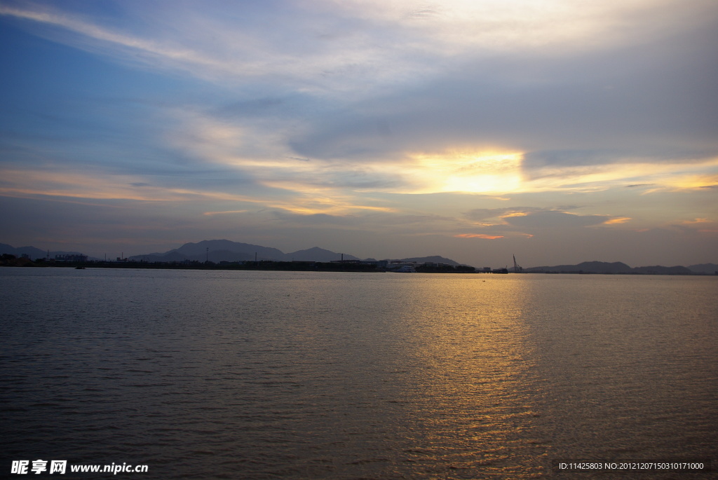 高峡平湖