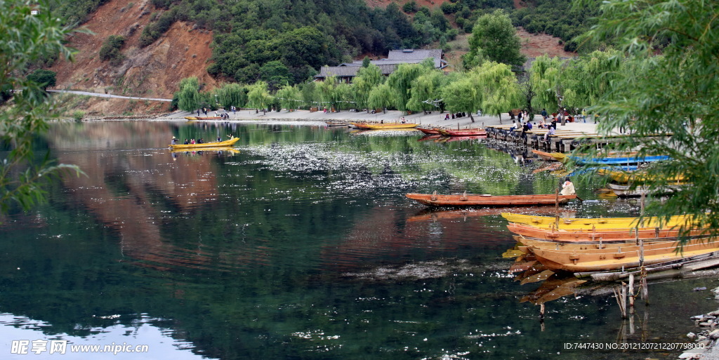 泸沽湖美景