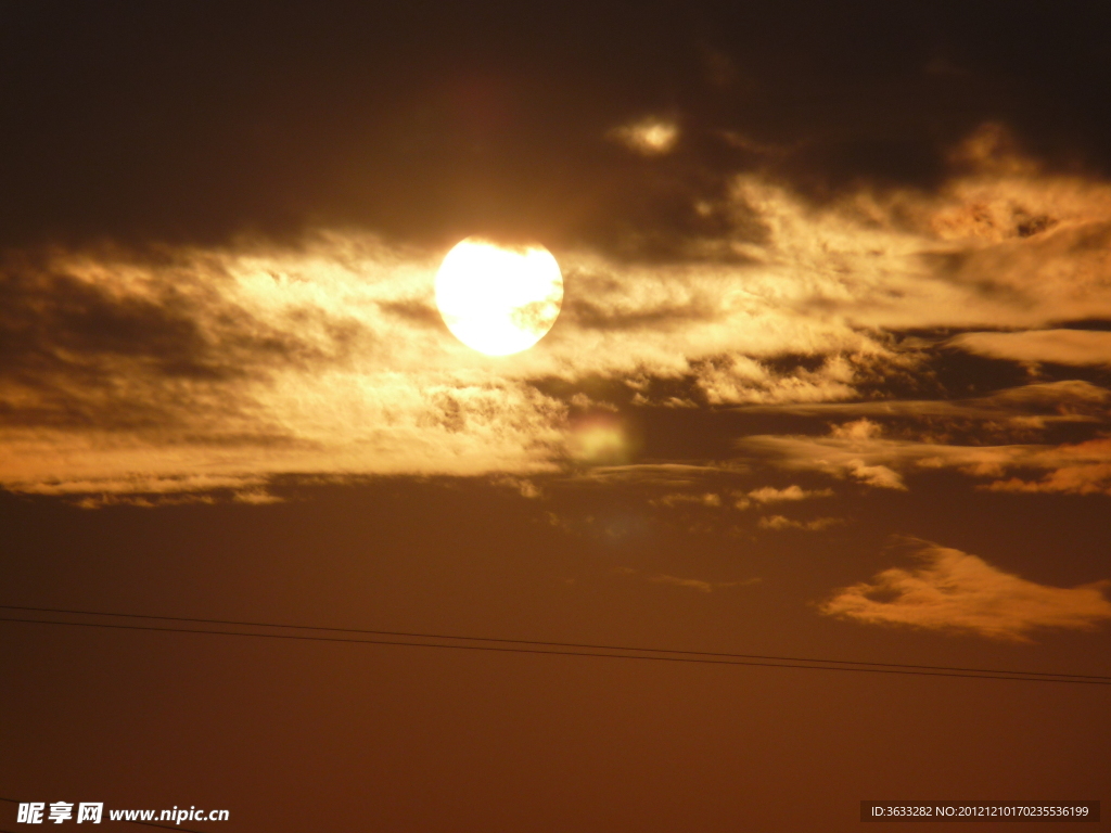 天边的夕阳