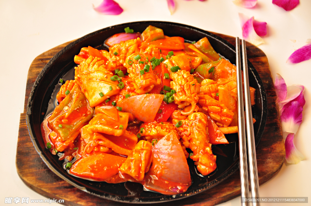 韩国料理平锅鱿鱼