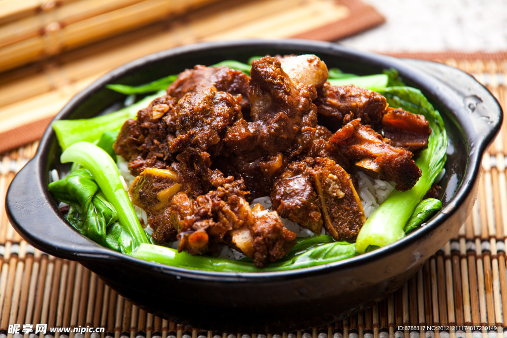 牛肉砂锅