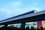 城市地铁 奔驰高架