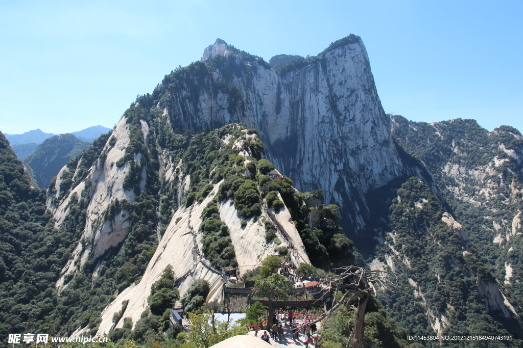 华山