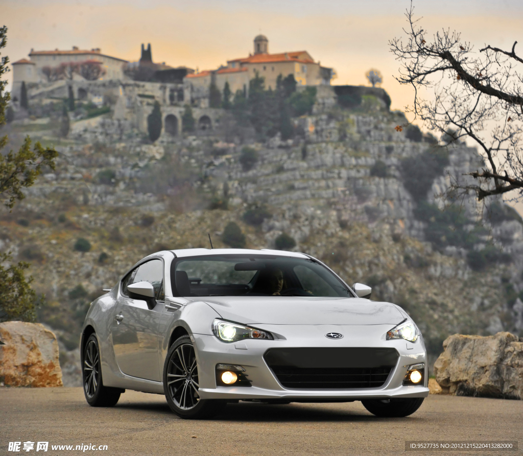 斯巴鲁BRZ