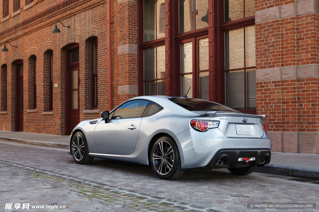 斯巴鲁BRZ