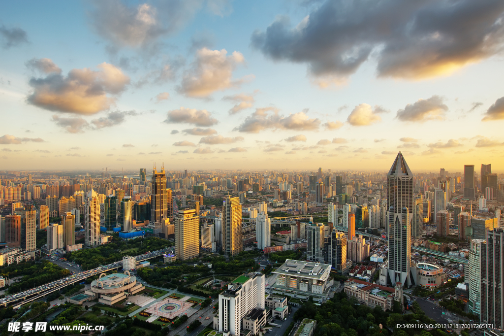 上海建筑群晨景