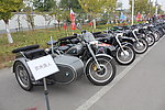 摩托车