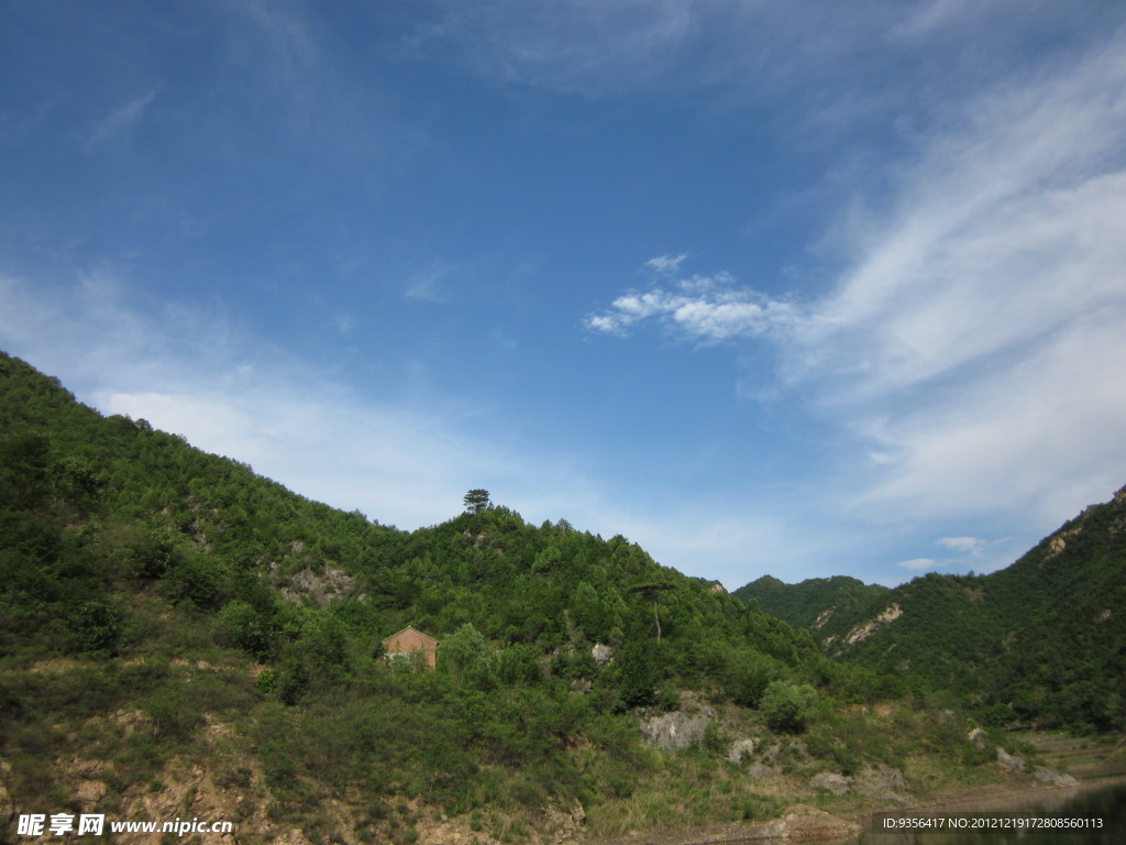 青山