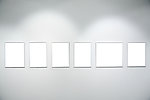 展览室里的空白画框