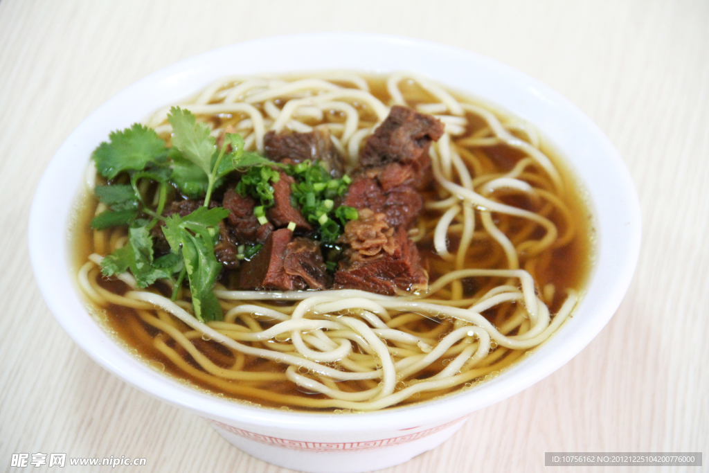 牛肉拉面