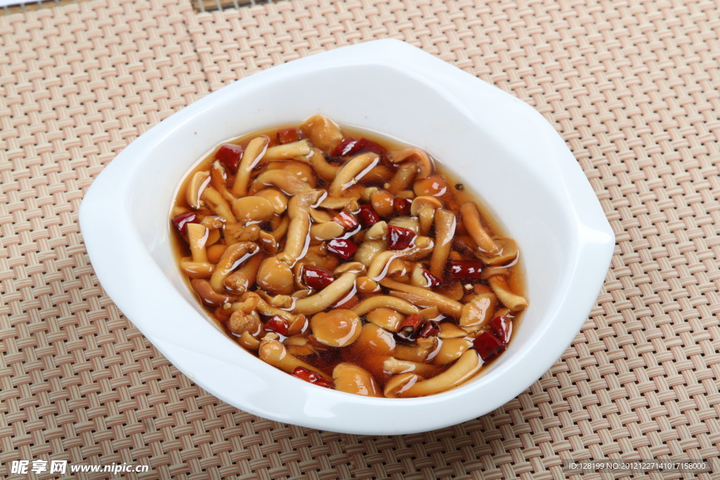 酸辣滑菇