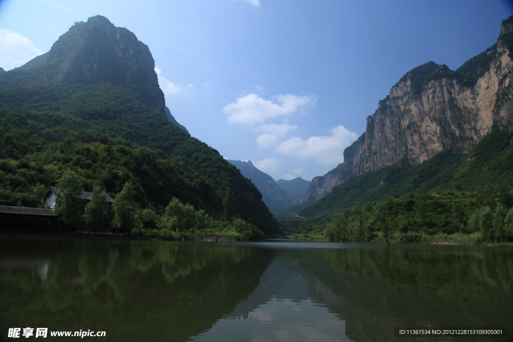 红豆峡湖