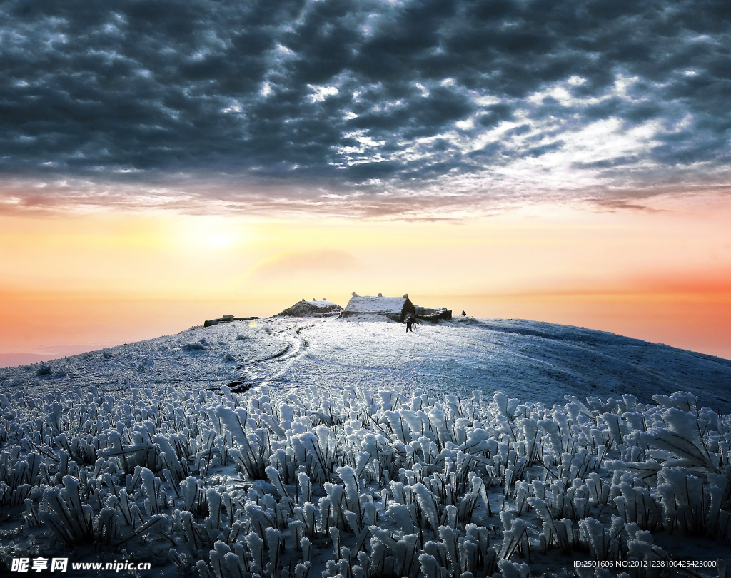 武功山雪景