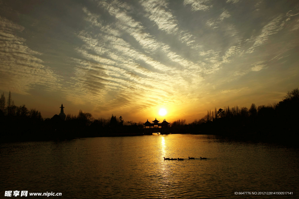 夕阳瘦西湖